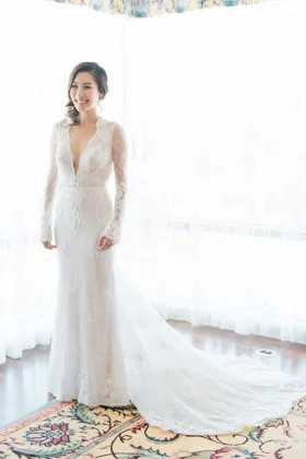 elegant white lace plunging V neckline long sleeve chapel train wedding dress