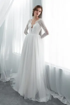 scalloped v neck lace tulle long sleeve boho bridal dress