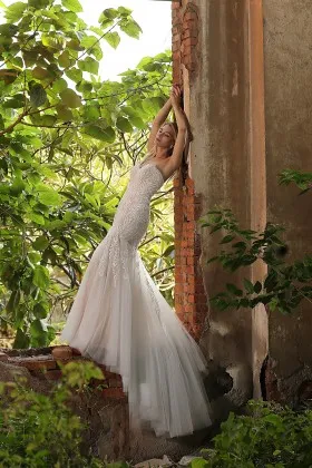 pearl pink floral lace sweetheart neck trumpet bridal gown