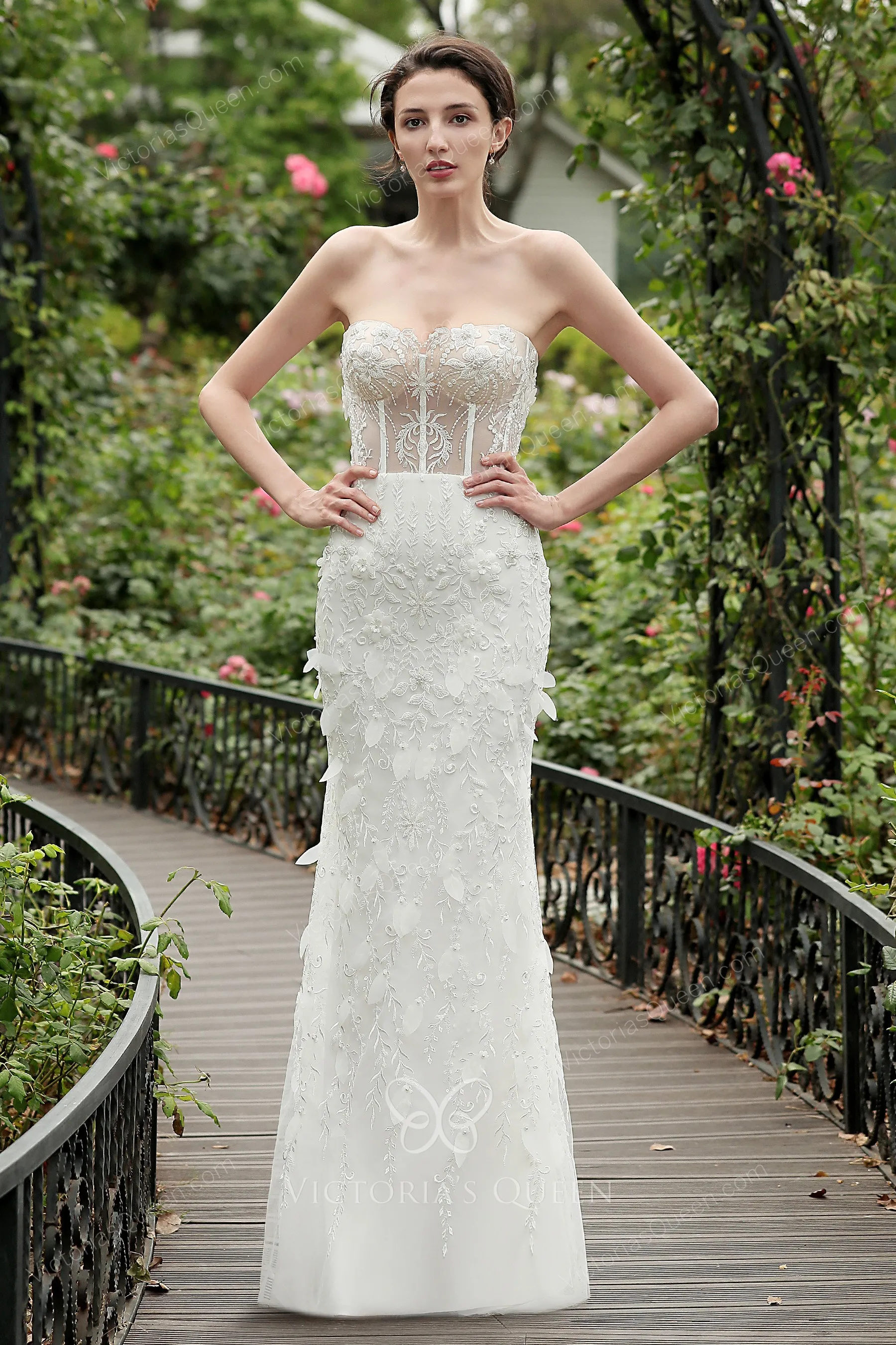 Alluring Flower Lace 2 in 1 Sheath Spring Bridal Dress VQ