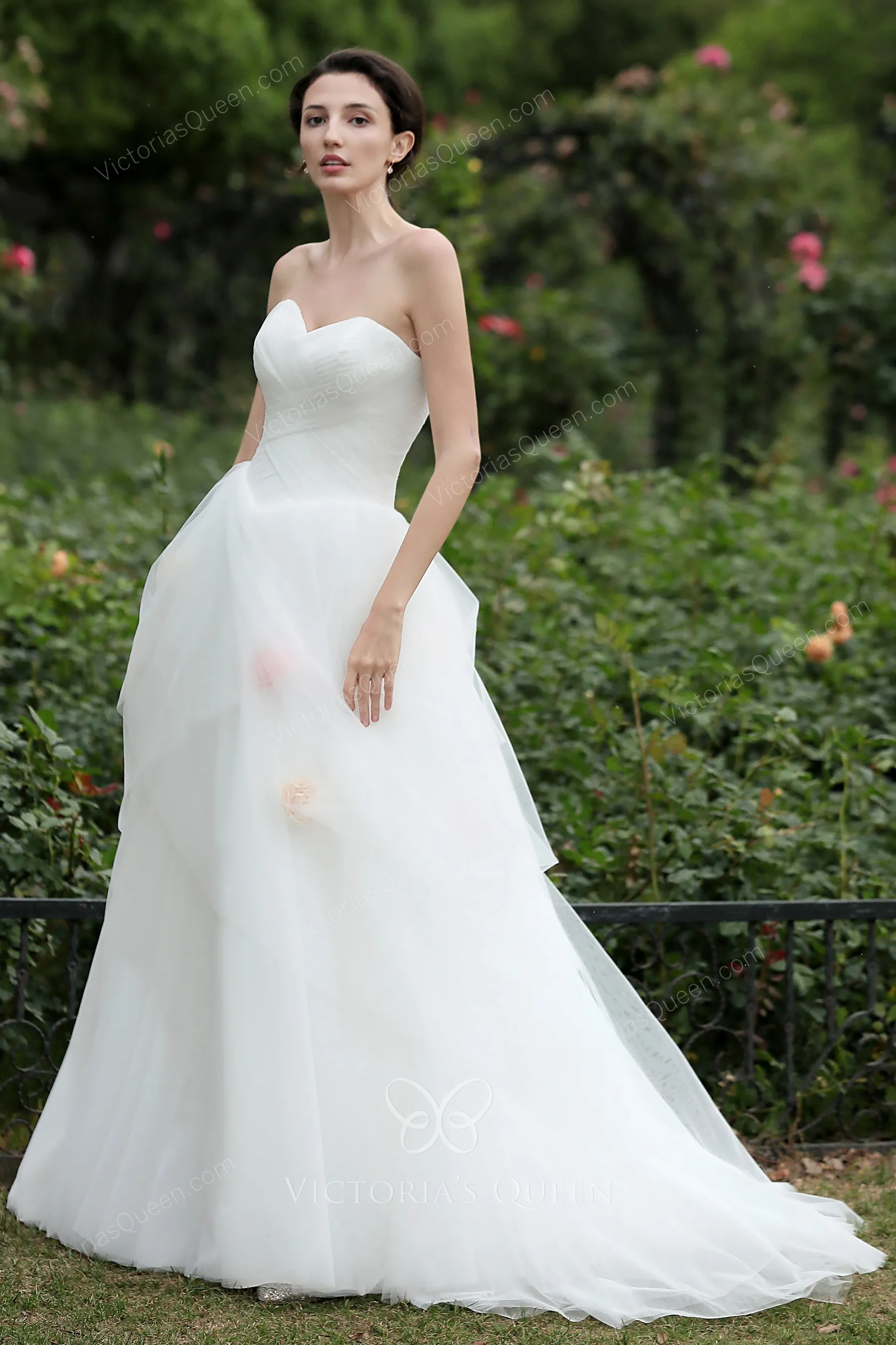 Cute Pleated Tulle Puffy Wedding Dress with Rose Flowers VQ
