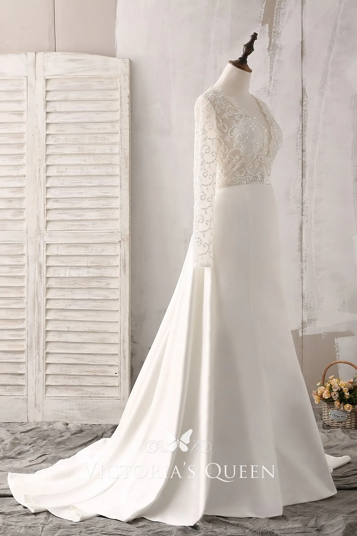 ivory wedding dress long sleeve