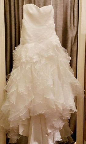 beautiful wedding dress
