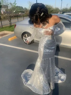 fitted silver sequin prom 2023