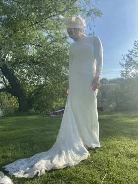 the dress has great quality and nice stitching